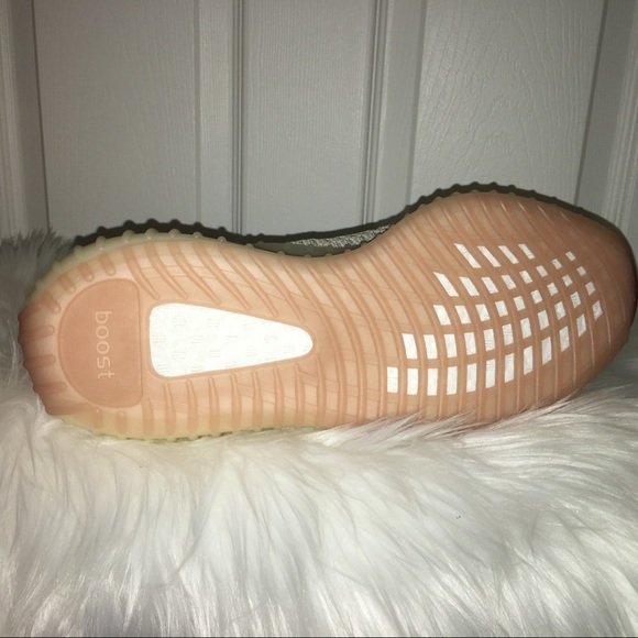 citrin yeezy on feet